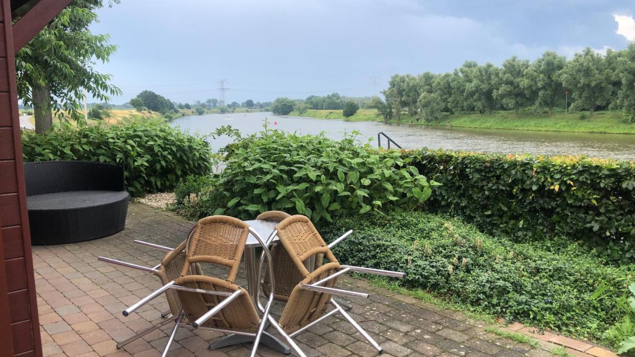 Thuiskomen, Genieten Aan Het Water Maaseik Eksteriør bilde