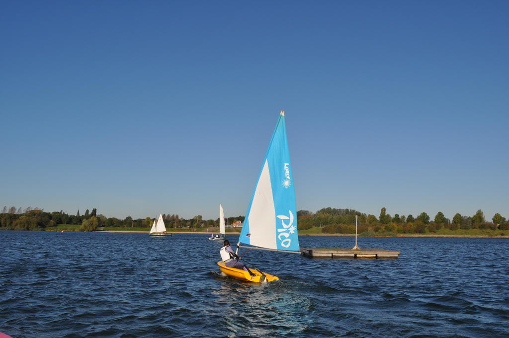 Thuiskomen, Genieten Aan Het Water Maaseik Rom bilde